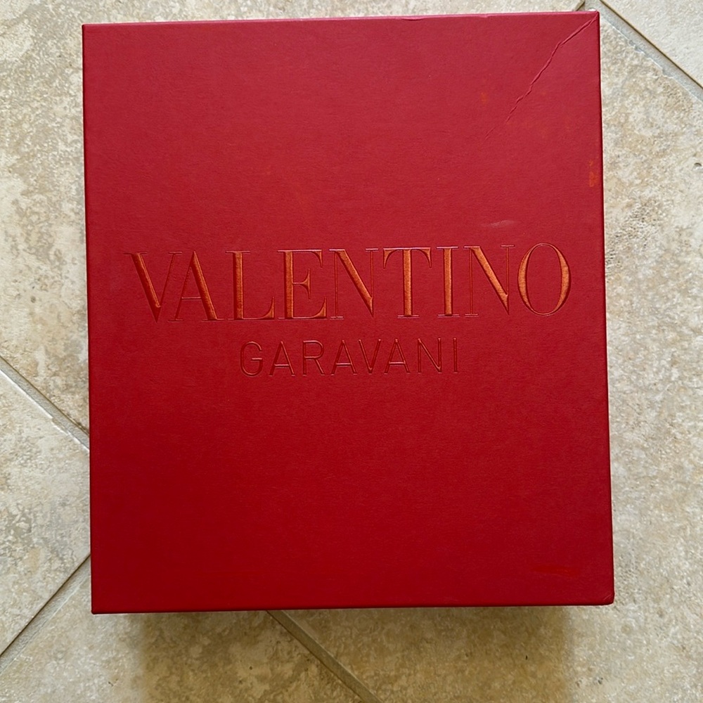 New in box Valentino rock stud wedge espadrillas.  Size 38. Gold
